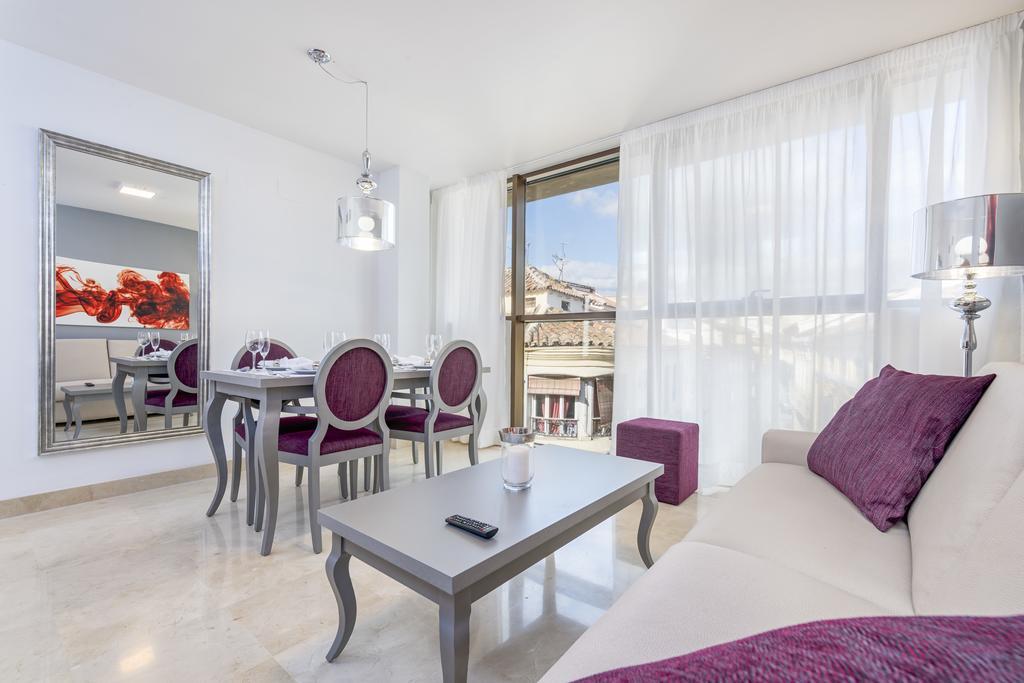 Goodplaces Larios Apartment Malaga Exterior photo